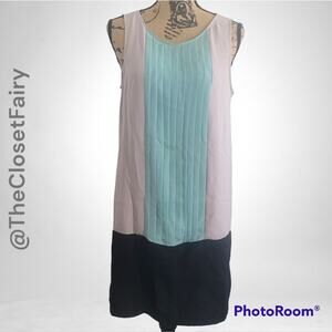 Size Large Lush tan mint & black color block sleeveless shift dress with pleats